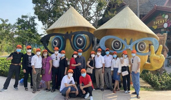 年初時旅客在富國島觀光。