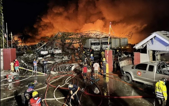 位於泰國首都曼谷東部北欖府的一家化學品工廠5日凌晨發生爆炸事故，造成至少20人受傷。（圖源：互聯網）