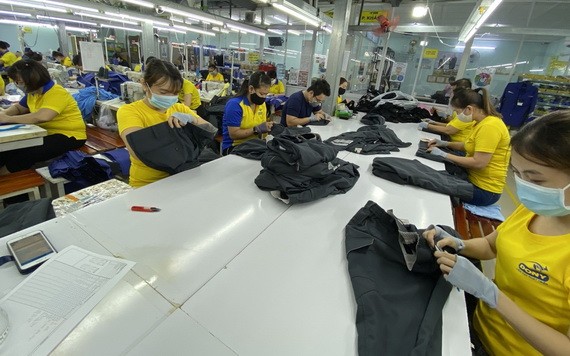 疫情爆發期間，許多企業的勞工缺乏。