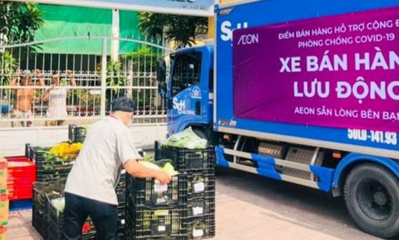 流動售貨車為民眾服務