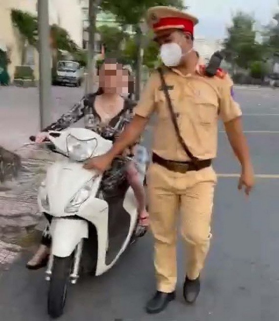 “三無”女子被罰款 260 萬元 