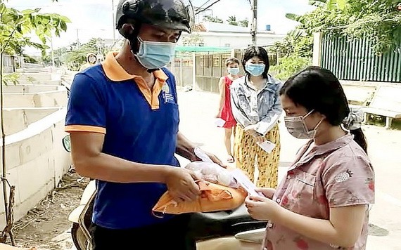 因新冠肺炎疫情而陷入困境的勞工獲得輔助。