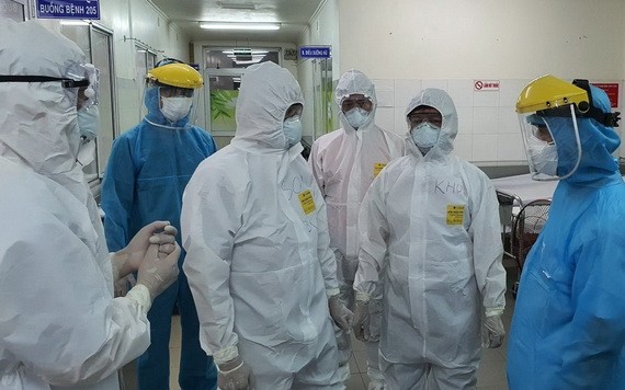 抗疫一線醫護人員。（圖源：秋莊）