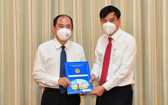 曾志尚副教授出任市衛生廳長職務