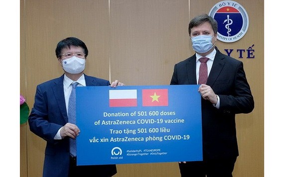 捷克政府援助 25 萬 8000 劑疫苗