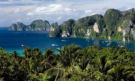 甲米府諾帕拉塔拉海灘-皮皮群島一景。（圖源: 互聯網）