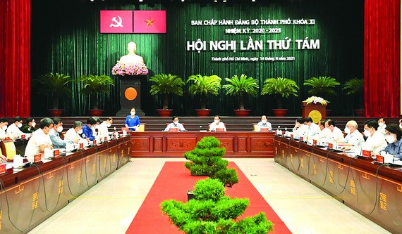 探討有效抗疫和經濟復甦良方