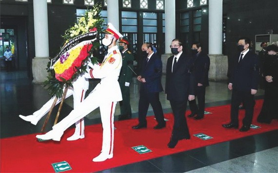 馮光青大將喪禮隆重舉行