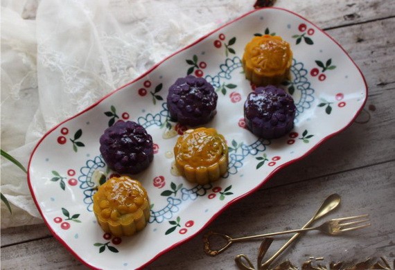 中秋節，試試無油低脂月餅