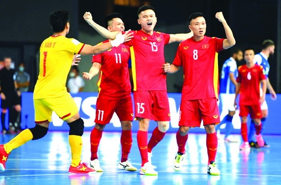 室內五人制國足晉級世界盃 16 強