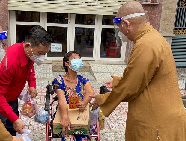 疫情中的逆行者 ảnh 1