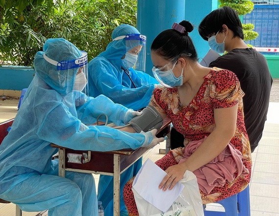 年輕志願者致力服務社群。