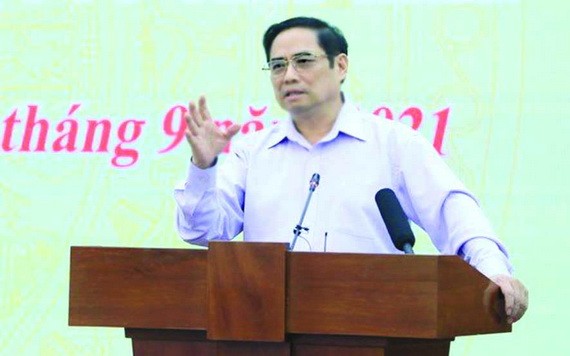 邊防控疫情邊復甦經濟