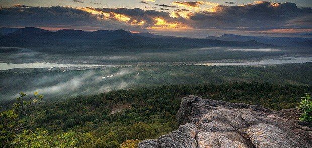 泰國烏汶府山林奇景 ảnh 1