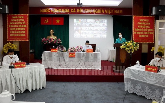 市國會代表團2號代表組與選民舉行接觸會現場。（圖源：市黨部新聞網）