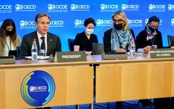 經濟合作與發展組織於今年10月在法國巴黎舉行的一場部長級會議。（圖源：AFP）