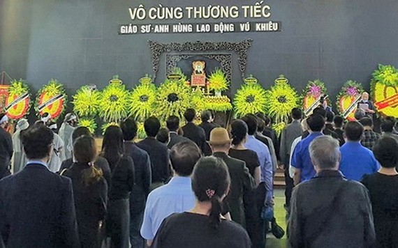 10月11日，武跳教授喪禮在國家殯儀館隆重舉行。（圖源：梅安）