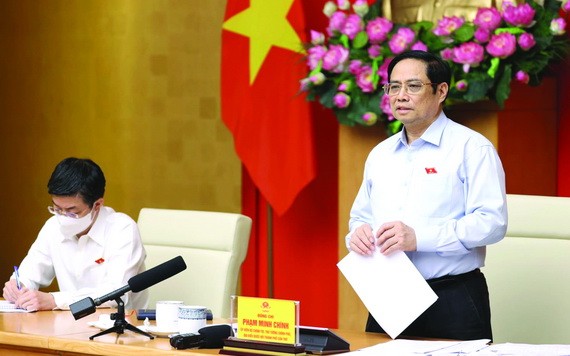 政府總理范明政與芹苴選民接觸。（圖源：VGP）