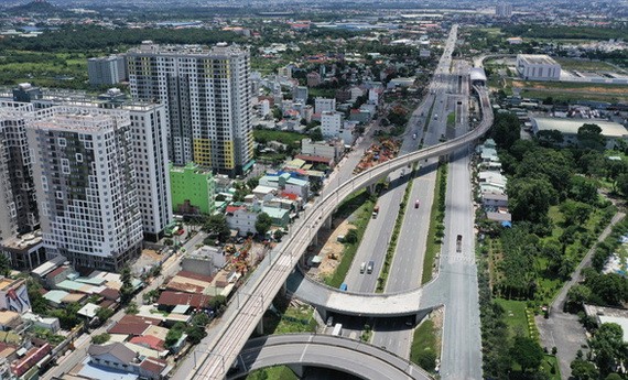 市民期望濱城-仙泉地鐵項目及早竣工投運。