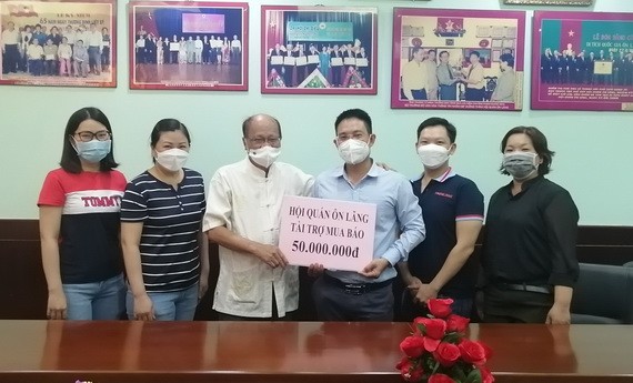 溫陵會館贊助贈報活動