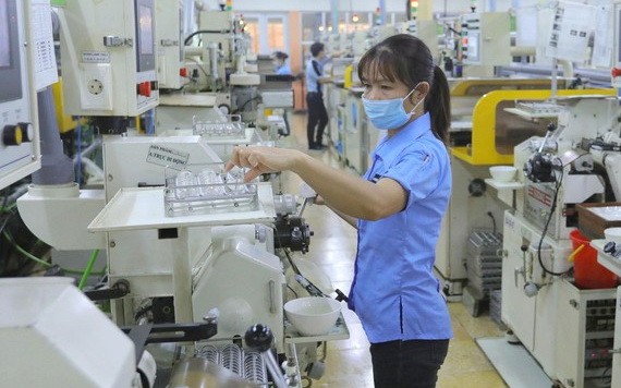 生產企業在最後一個季度迅速復甦。