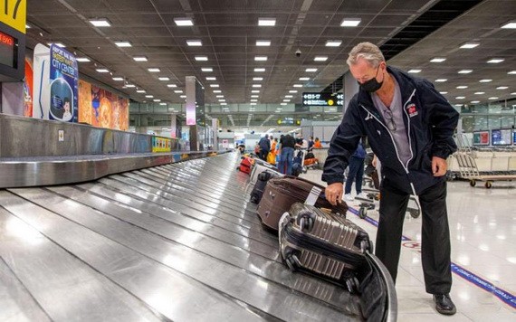 泰國11月1日起正式接受來自63個國家和地區完整接種新冠疫苗的旅客免隔離入境。（圖源：新華社）