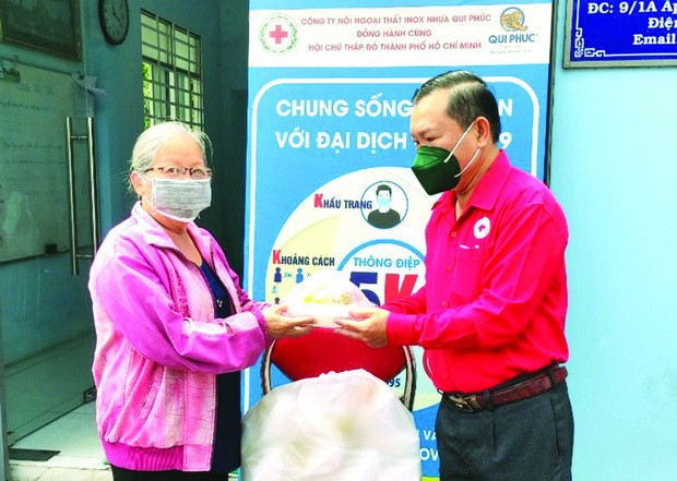 福門縣紅十字會派發慈善飯 ảnh 1