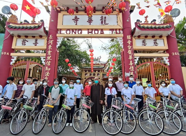 第八郡關照清貧好學生 ảnh 1