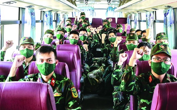 逾 300 軍醫馳援南部各省防疫