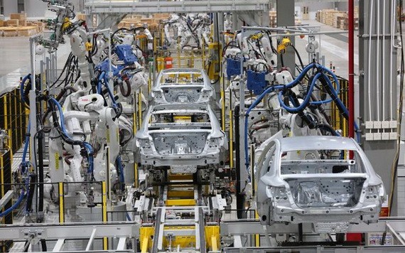 Vinfast 汽車製造廠組裝車間一撇。