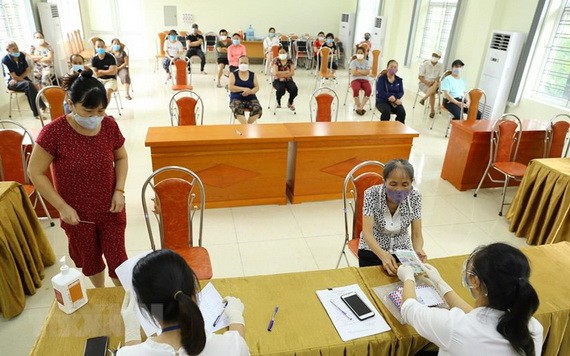 為應對新冠肺炎疫情，全國已大力實施疫苗戰略，並取得許多良好的成果。