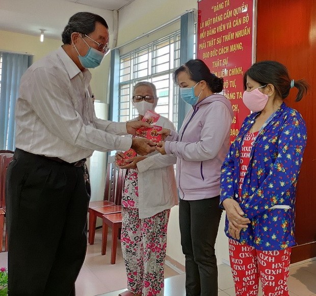 願家家戶戶都能歡度春節 ảnh 1