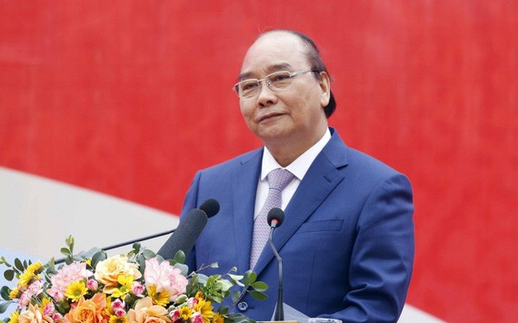 國家主席阮春福在愛國競賽運動發起儀式上致詞。（圖：VOV）