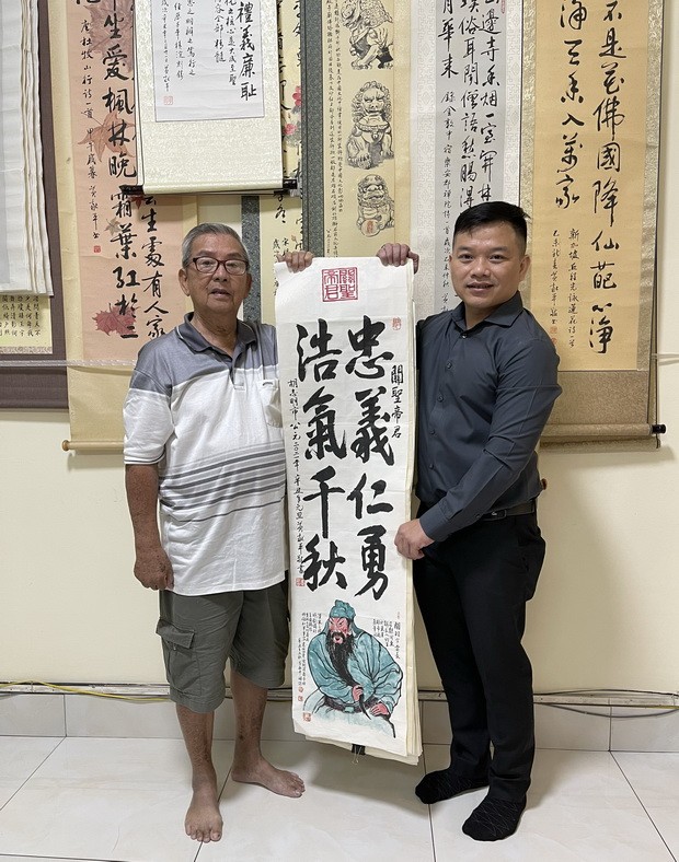 才華橫溢　謙遜隨和 ảnh 1