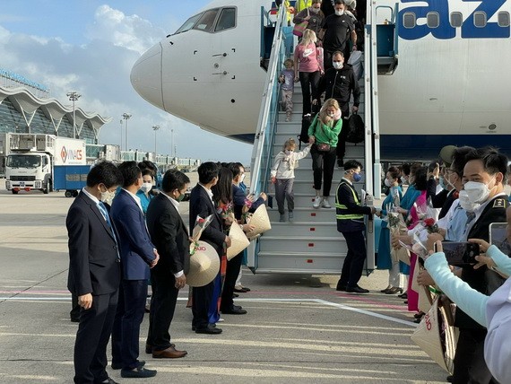 慶和省迎接前來觀光的俄國遊客。