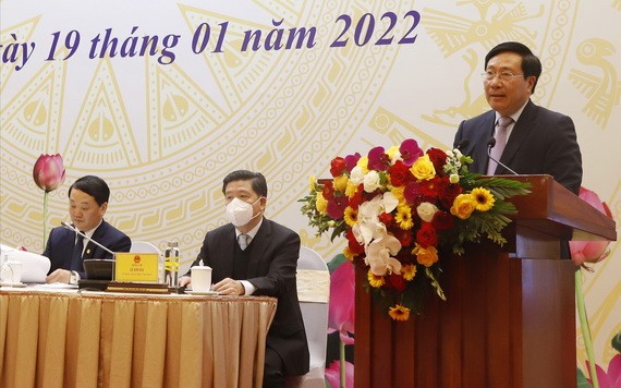 政府常務副總理范平明在會議上致詞。（圖：黃貴）