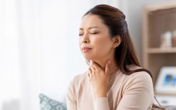 喉嚨異物感時好時壞，會自然好嗎？