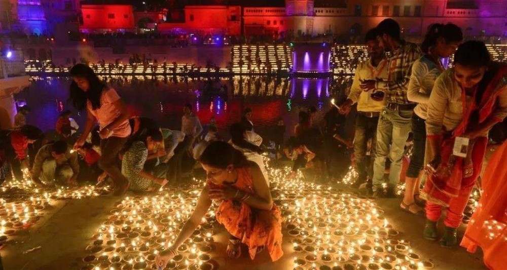 10月24日，數百萬人慶祝印度“排燈節”，這是印度每年最盛大的節日之一，通常也被視為印度的新年。（圖：互聯網）