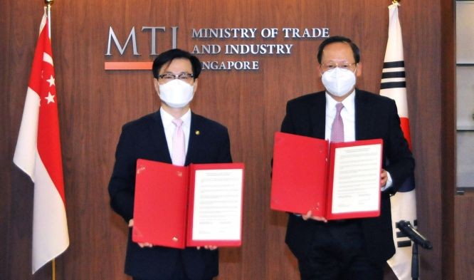 圖為雙方去年12月宣佈就《數字夥伴關係協定》的談判達成協議。（圖：韓聯社）