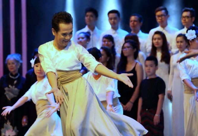 優秀藝人成祿就是全能藝人的榜樣。