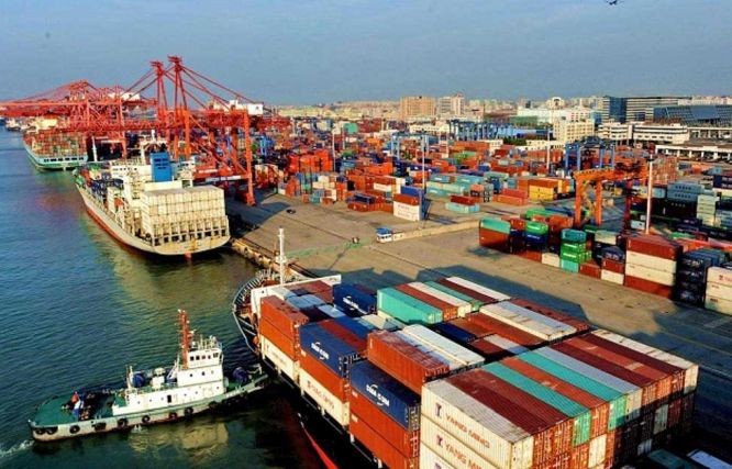 儘管遇到困難，但全國今年進出口活動儘管遇到困難，但全國今年進出口活動仍良好增長。仍良好增長。