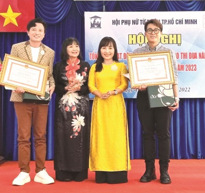 華人單位輔助市慈善婦女會工作