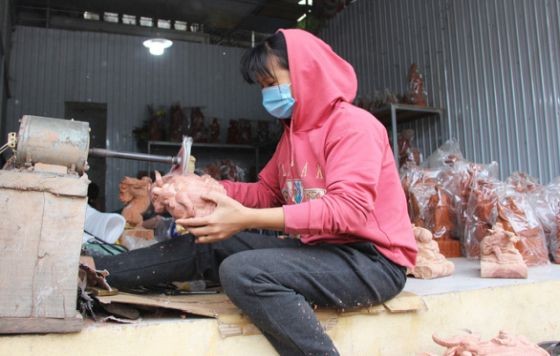 為了落實今年的可持續性消饑扶貧計劃，本市已履行多項政策並向民眾提供多項輔助措施。（圖：何軍）