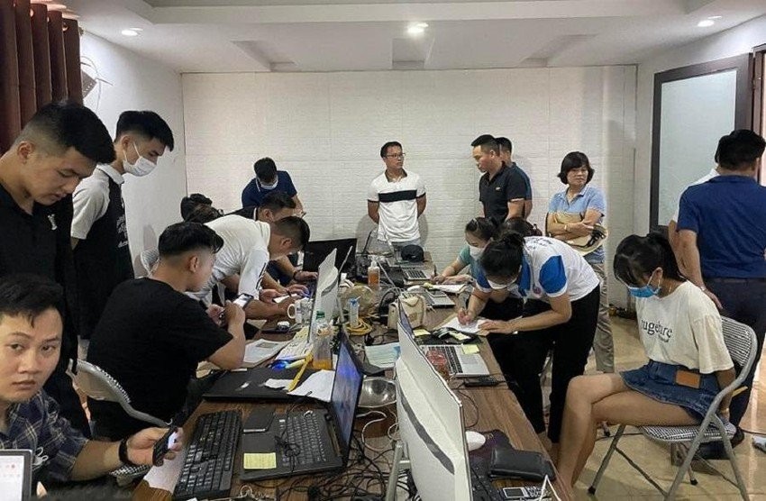 公安部摧毀透過應用程式以高達2000%的年息放貸的高利貸團伙。