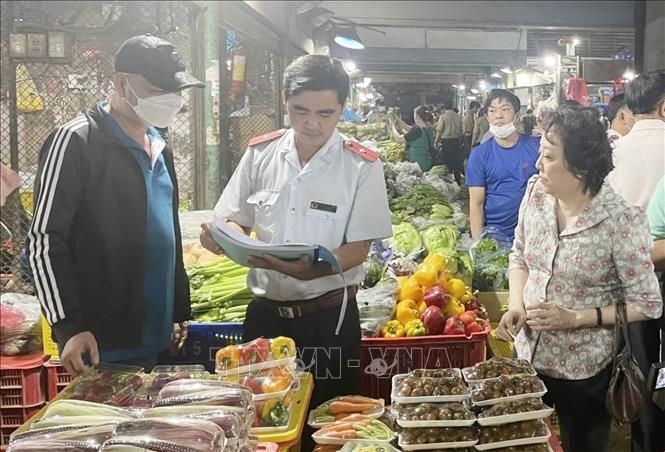 難以監控集散市場周邊自發性街市