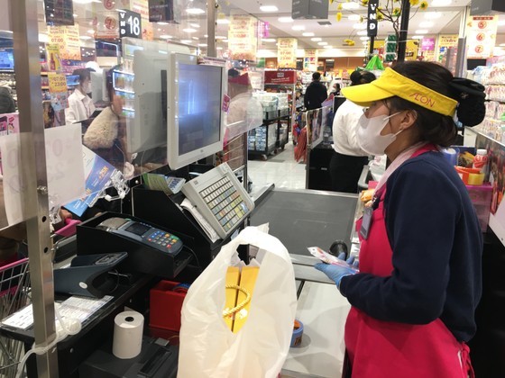 春节过后，各超市已逐渐开门营业。（图：文福）