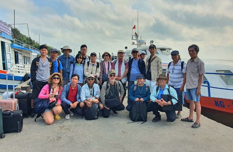 华人画家举办实地创作营