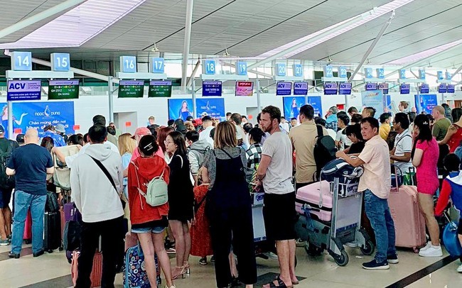 航空与旅游业迎来复苏信号