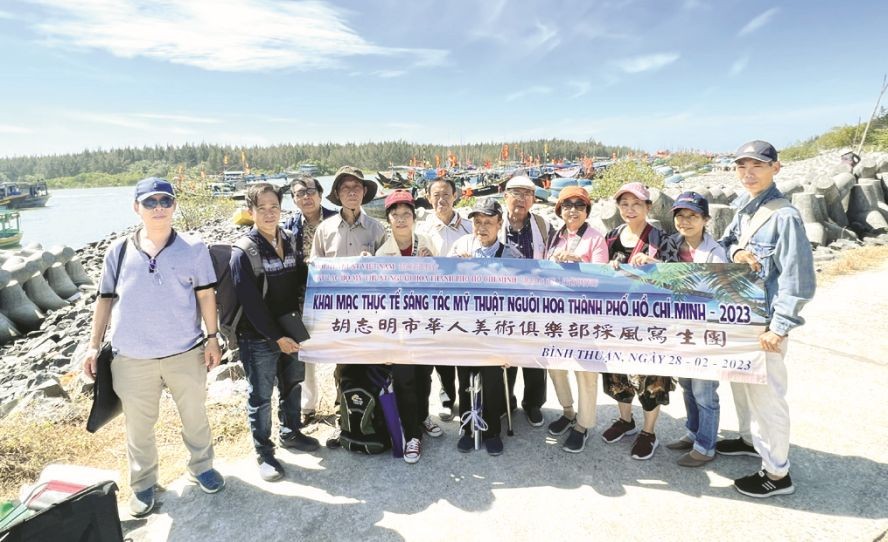 华人画家赴藩切写生