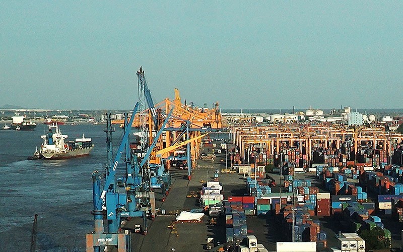 今年的进出口活动期望维持两位数增长。